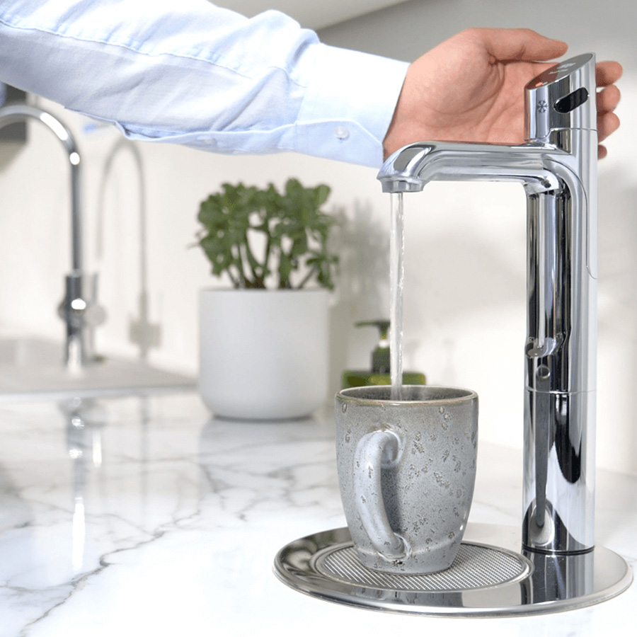 HYDROTAP TOUCH-FREE WAVE
